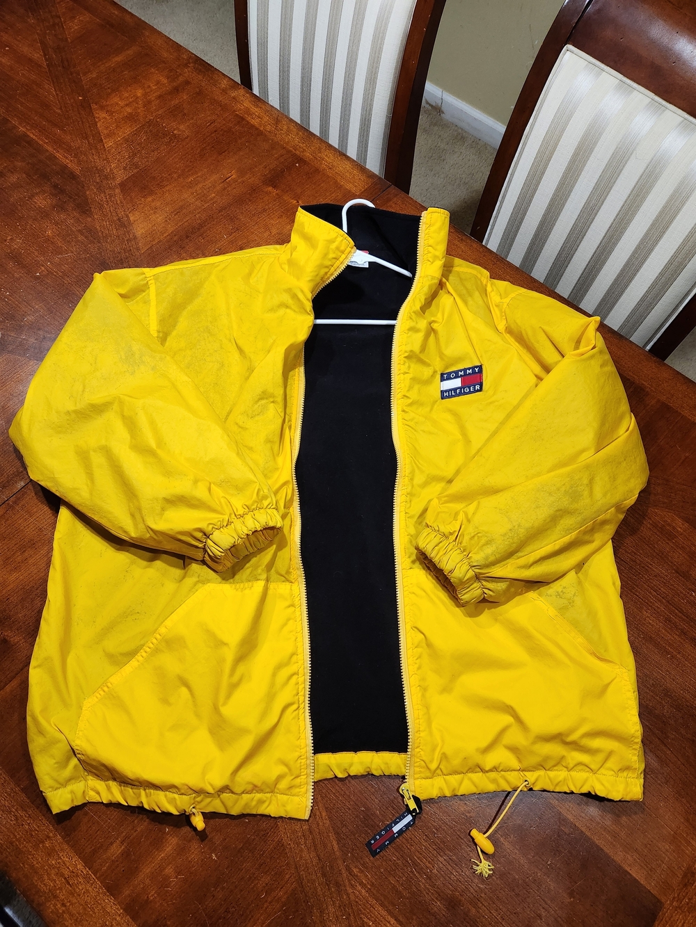 90s Tommy Hilfiger Men's Yellow Windbreaker Jacket Fleece Inner Men Large